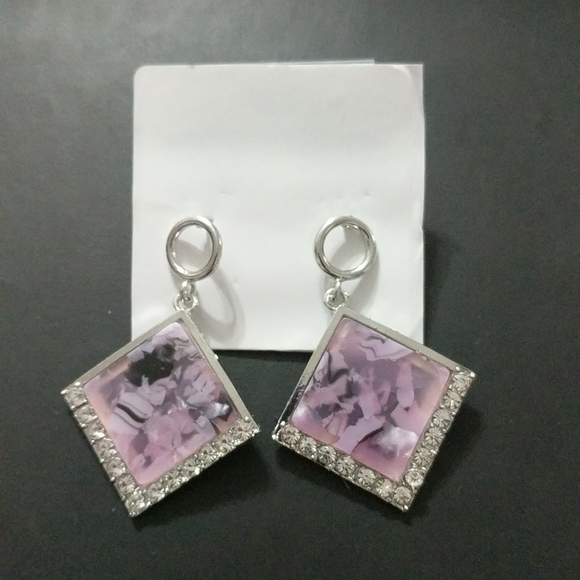 Silver Tone Purple Rhinestone Diamond Shape Drop Statement Earrings - Picture 1 of 2